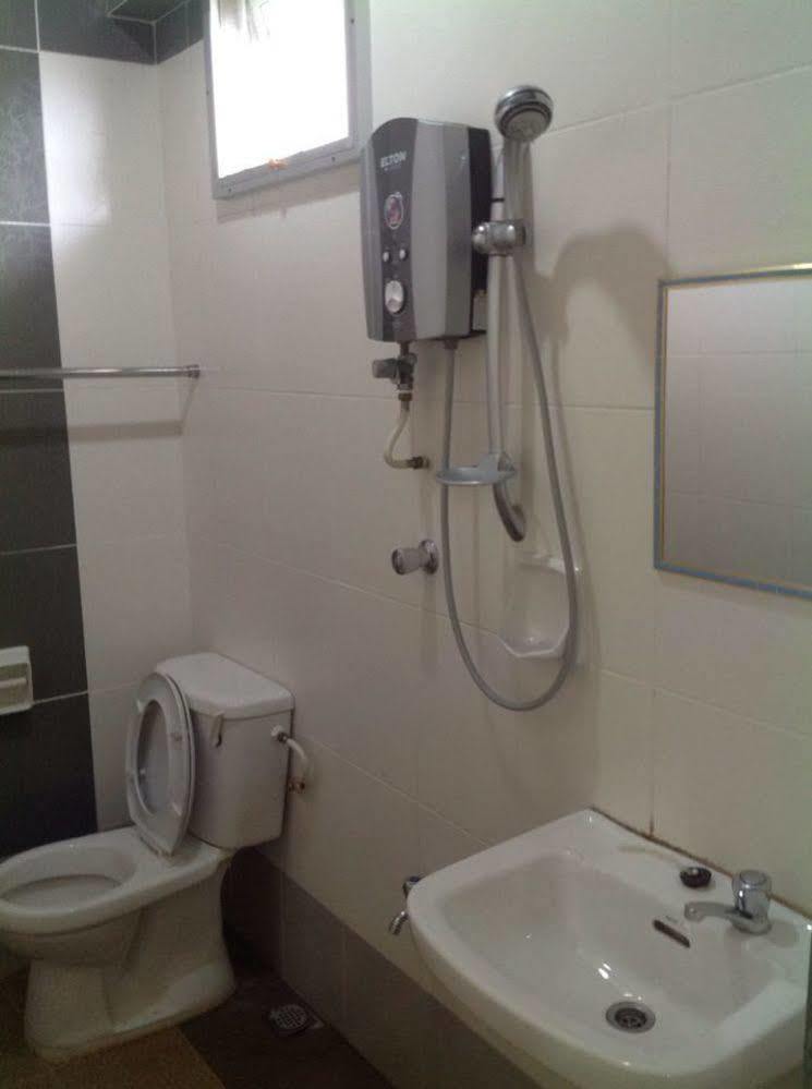 קודאט Hotel Morning Glory מראה חיצוני תמונה